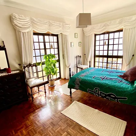 Spray Sitio In Nazare, European Style * Nazaré