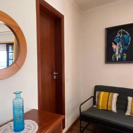 Spray Sitio In Nazare, European Style